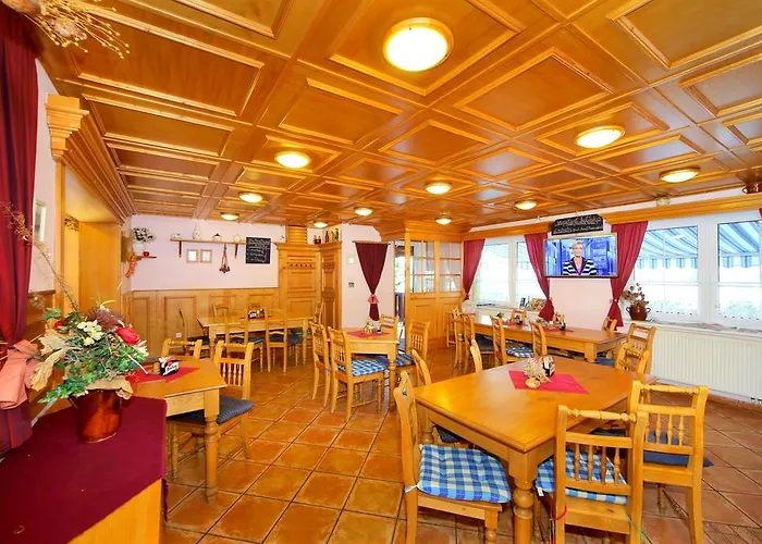 彭森史黛拉别墅酒店 3* Špindlerŭv Mlýn